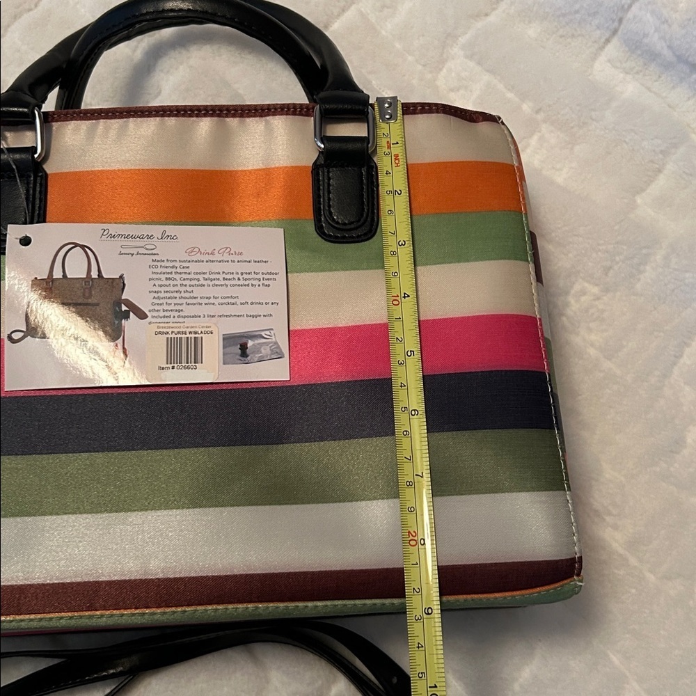 NWT Drinkware Inc. Insulated Drink Bag and Wine Growler - Picture 6 of 13
